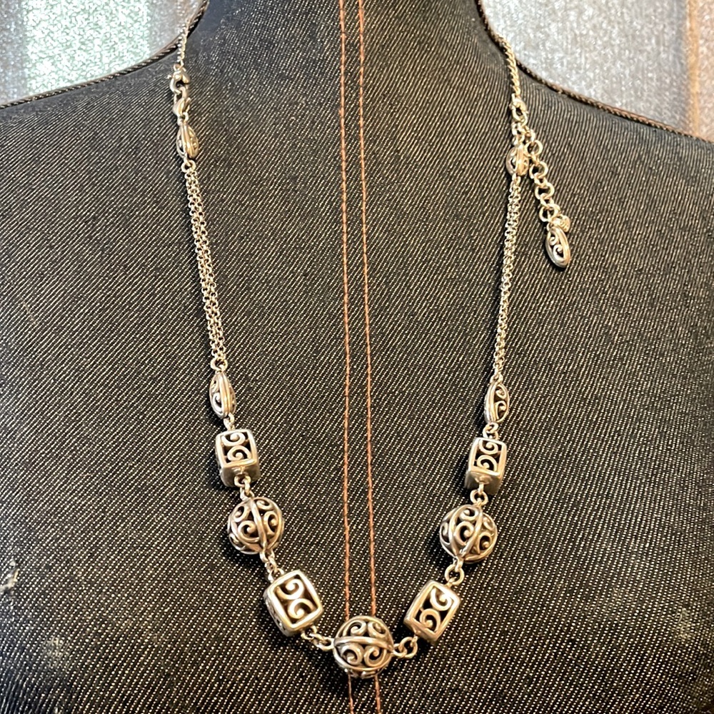 🎄 Brighton women’s necklace